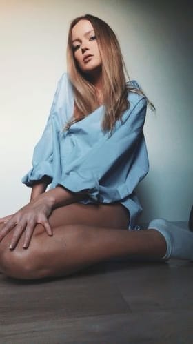 Alina OnlyFans nuoret 3